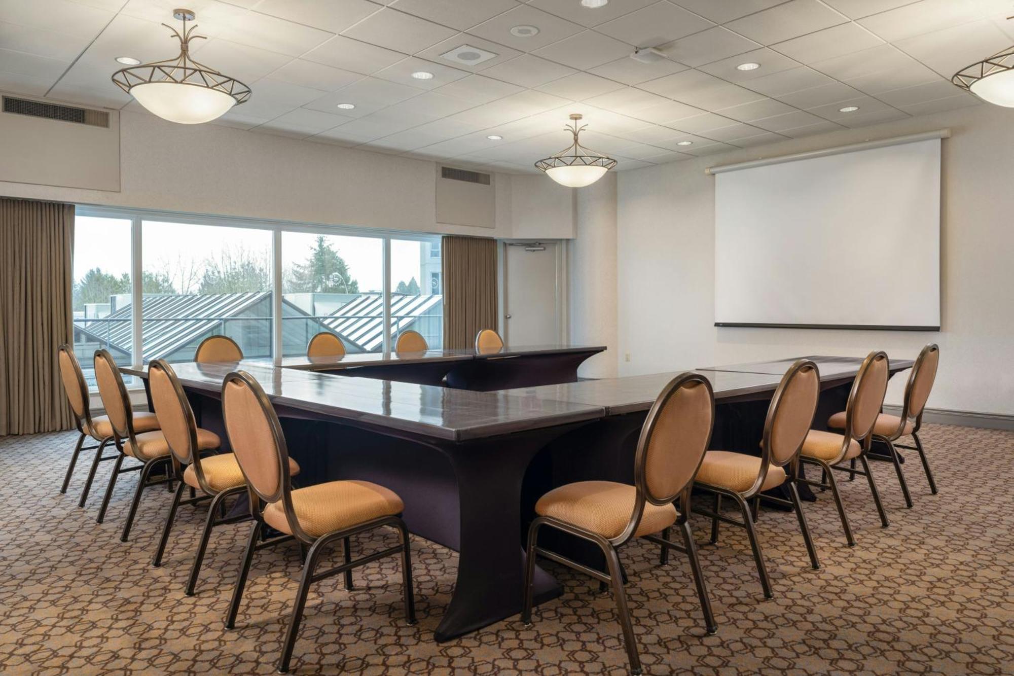 Hotel Sheraton Vancouver Guildford
